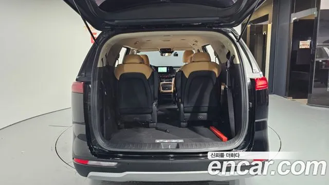 Kia Canival Carnival 4 поколение 9 мест Prestige — Фото автомобиля 20