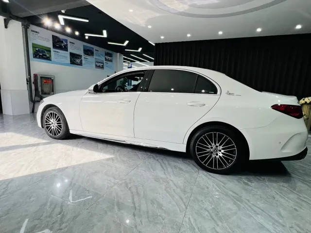 Mercedes-Benz C-Class — Фото автомобиля 5