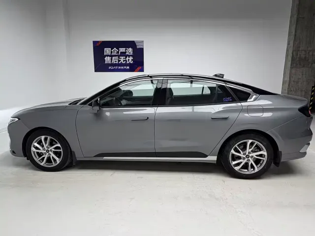 Ford Mondeo — Фото автомобиля 9