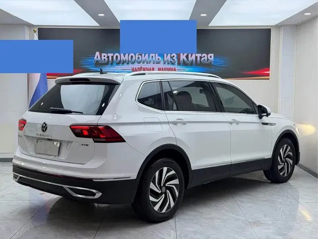 Volkswagen Tiguan L — Фото автомобиля 4