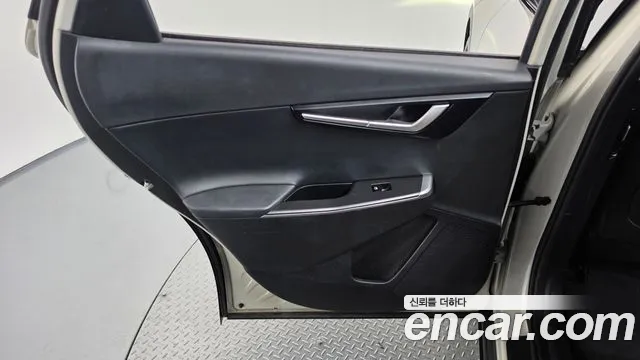 Kia EV6 — Фото автомобиля 14