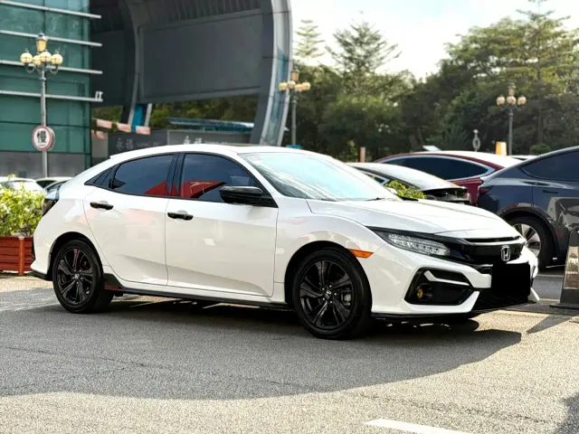 Honda Civic — Фото автомобиля 7
