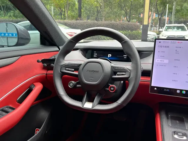 Xiaomi SU7 — Фото автомобиля 6