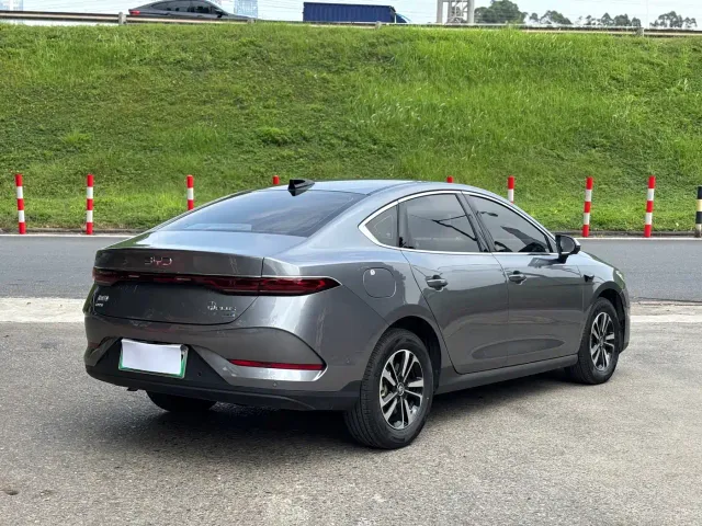 BYD Qin PLUS — Фото автомобиля 5