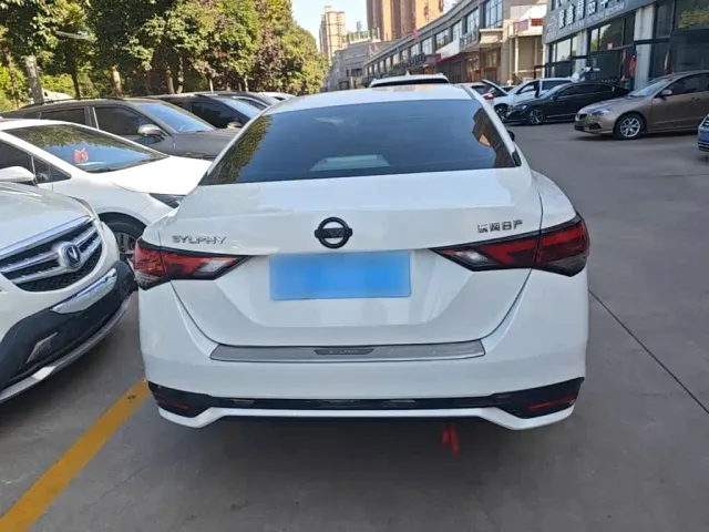 Nissan Sylphy — Фото автомобиля 5