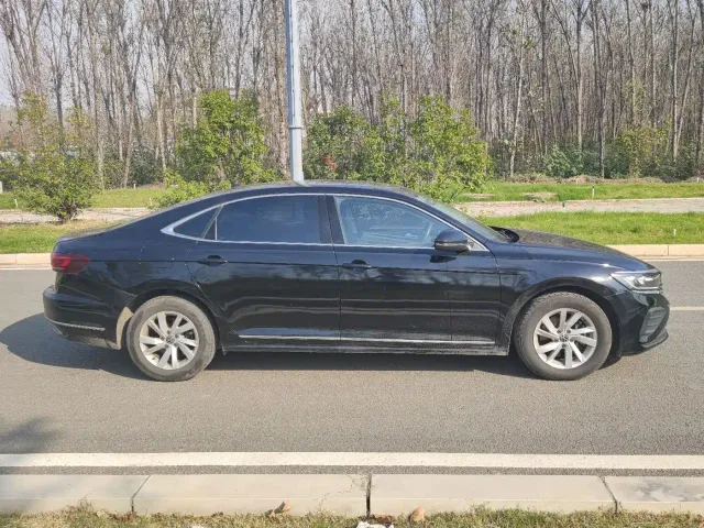 Volkswagen Passat — Фото автомобиля 5