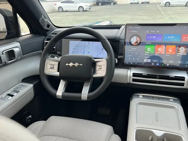 BYD FangChengBao Titanium 7 — Фото автомобиля 13