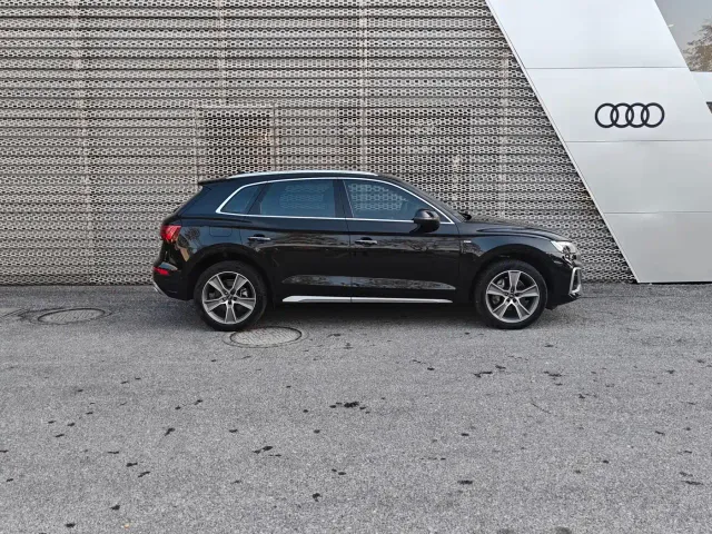 Audi Q5L — Фото автомобиля 3