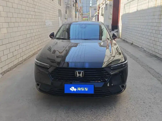 Honda Accord — Фото автомобиля 2