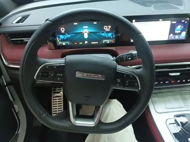 Jetour X70 Plus — Фото автомобиля 10