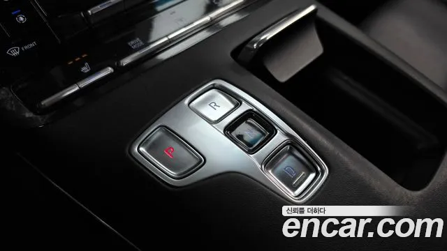 Hyundai Grandeur New — Фото автомобиля 12