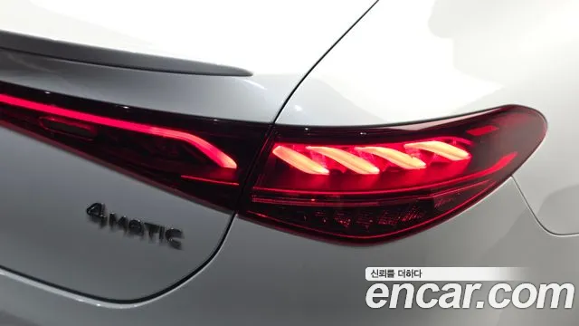 Mercedes-Benz EQE V295 — Фото автомобиля 8