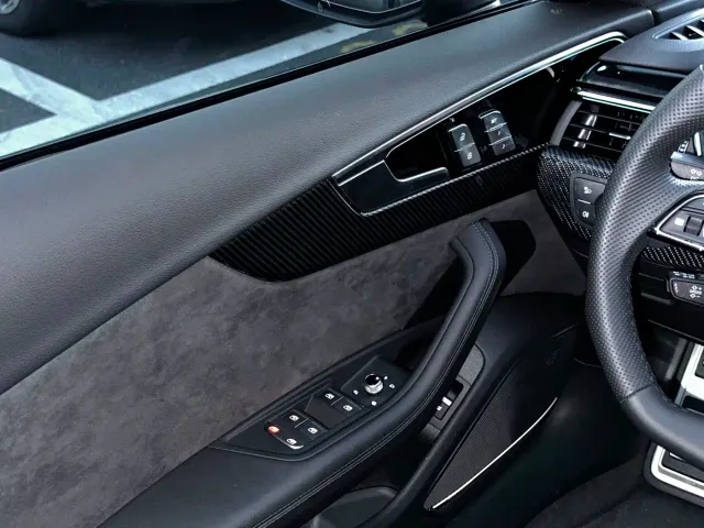 Audi A4L — Фото автомобиля 18