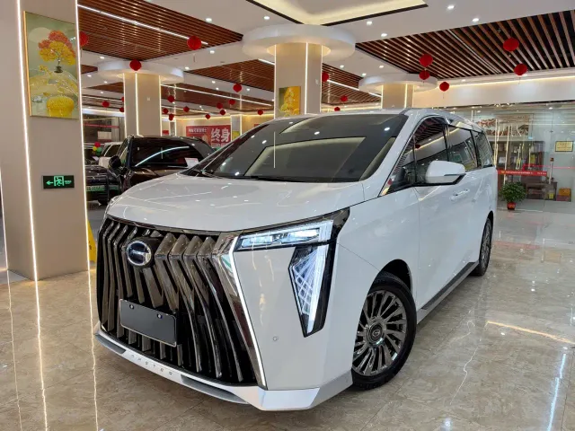 Фотография автомобиля — GAC Trumpchi M8