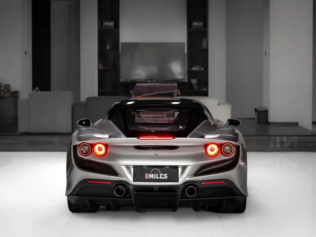 Ferrari F8 — Фото автомобиля 5