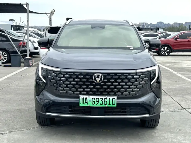 Changan CS55PLUS PHEV — Фото автомобиля 2