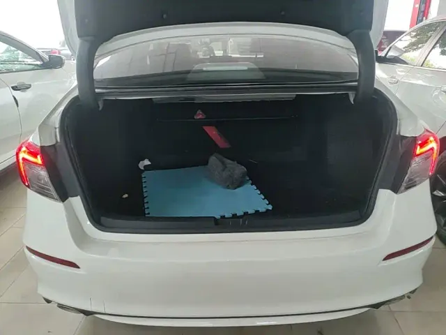 Honda Civic — Фото автомобиля 18