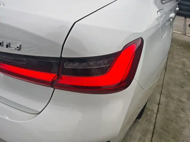 BMW 3 Series — Фото автомобиля 7