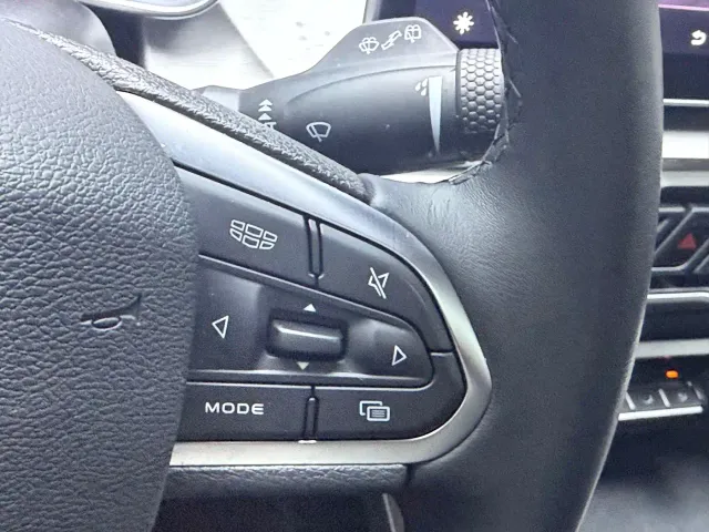 Geely Binyue — Фото автомобиля 11