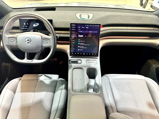 Nio EC6 — Фото автомобиля 13