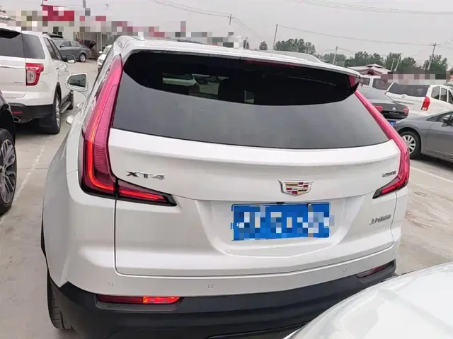 Cadillac XT4 — Фото автомобиля 18