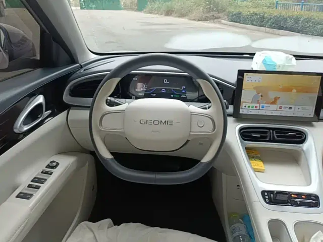 Geely Starry Wish — Фото автомобиля 10