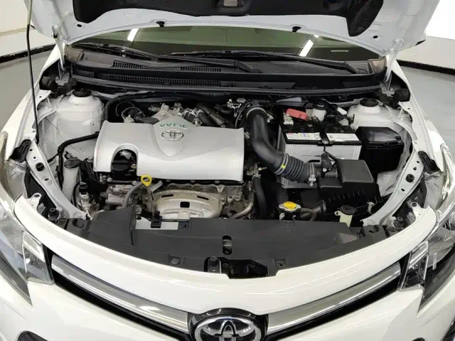 Toyota Vios — Фото автомобиля 10