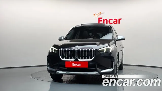 BMW X1 U11 — Фото автомобиля 3