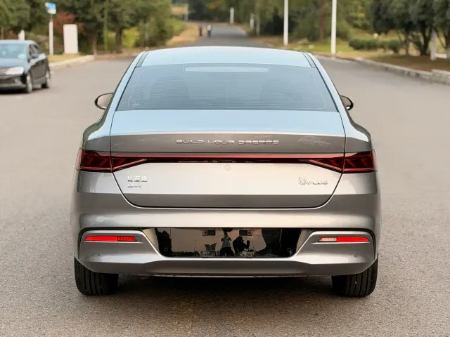 BYD Qin PLUS — Фото автомобиля 13