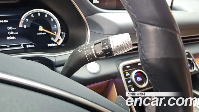 Genesis GV80 — Фото автомобиля 22