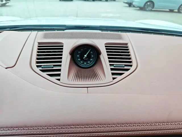 Porsche Panamera — Фото автомобиля 9