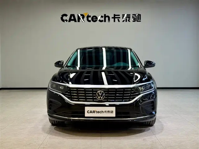 Volkswagen Passat — Фото автомобиля 3