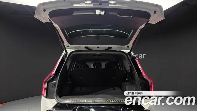 Kia EV9 — Фото автомобиля 26