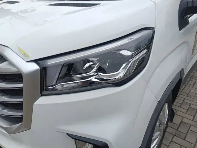 Maxus Xintu V90 — Фото автомобиля 5