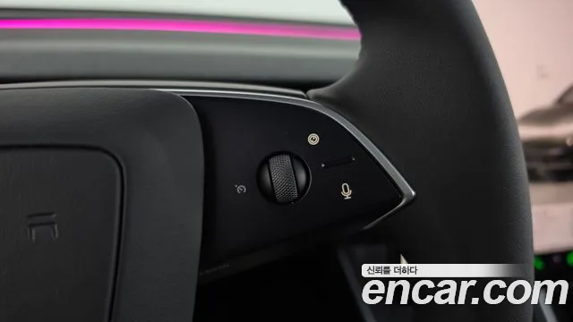Tesla Model Y — Фото автомобиля 14