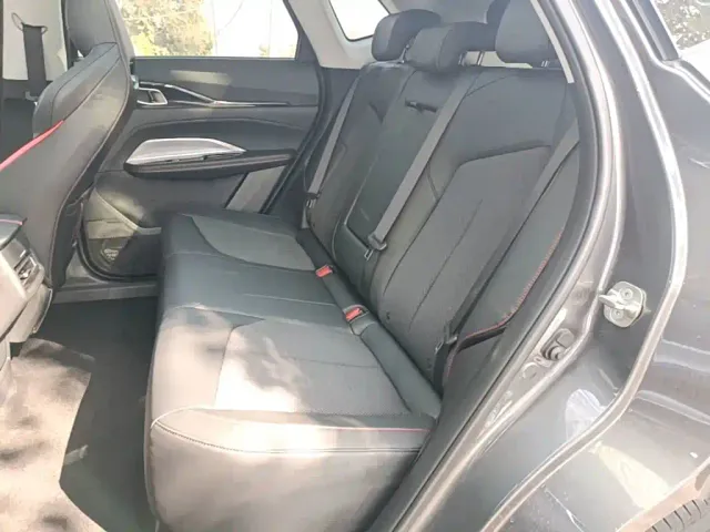 Changan Z6 — Фото автомобиля 16