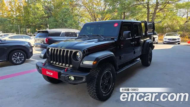 Фотография автомобиля — Jeep Gladiator JT