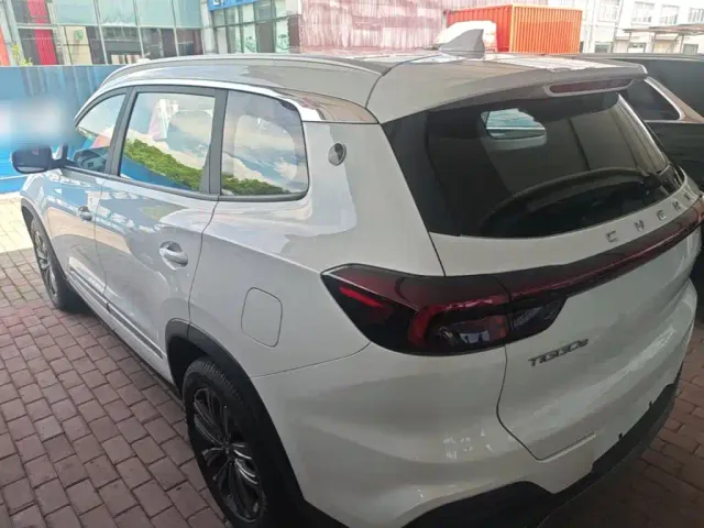 Chery Tiggo 8 — Фото автомобиля 4
