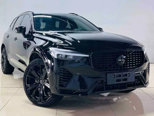 Volvo XC60 — Фото автомобиля 3