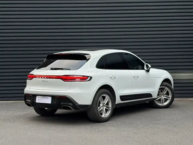 Porsche Macan — Фото автомобиля 6