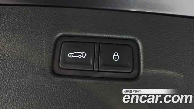 Genesis GV80 — Фото автомобиля 22