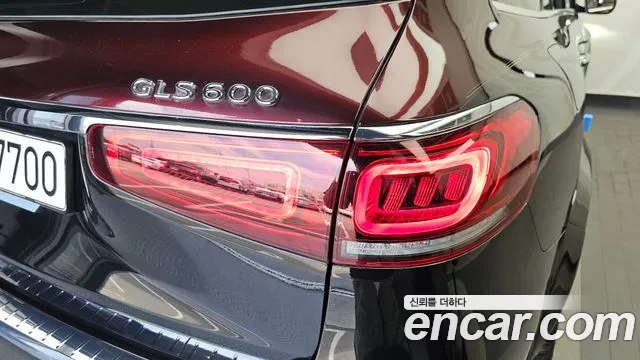 Mercedes-Benz GLS-Class — Фото автомобиля 21