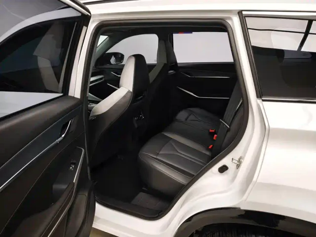 Changan CS75 Plus — Фото автомобиля 17