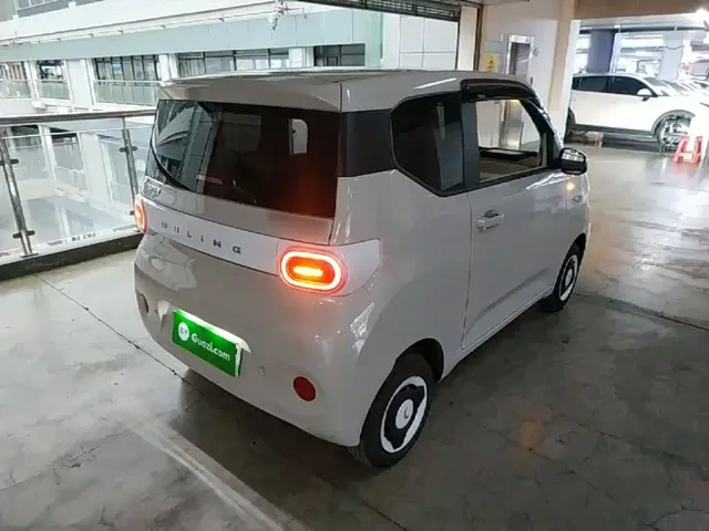 Wuling Hongguang Mini EV — Фото автомобиля 6