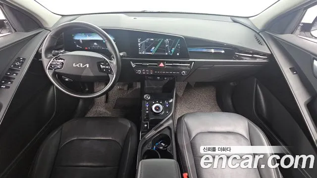 Kia Niro — Фото автомобиля 10