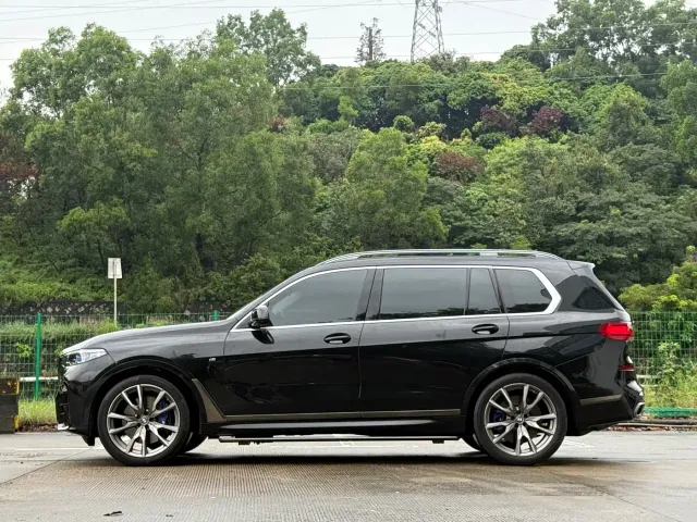 BMW X7 — Фото автомобиля 18