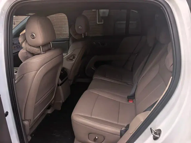 Li Auto i6 — Фото автомобиля 5