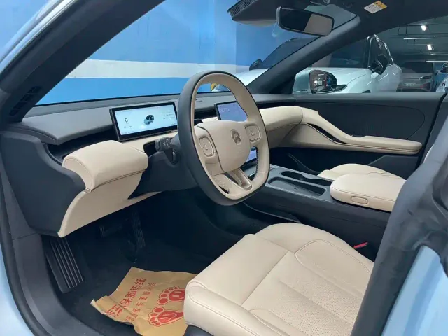 Nio ET5 — Фото автомобиля 17