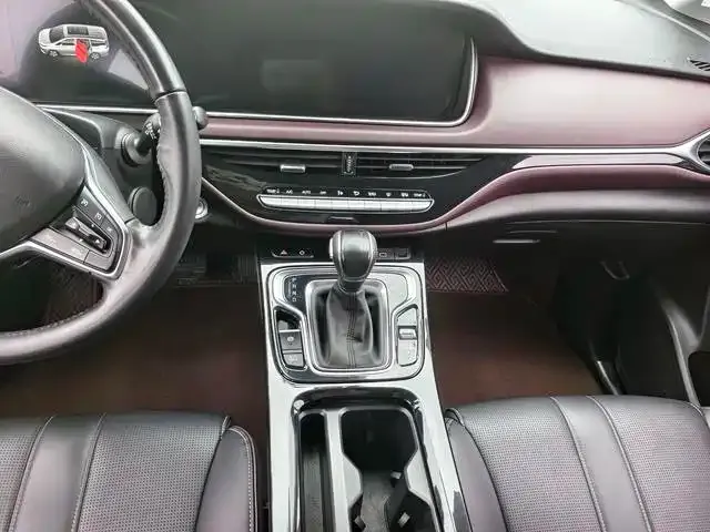 GAC Trumpchi M6 — Фото автомобиля 5