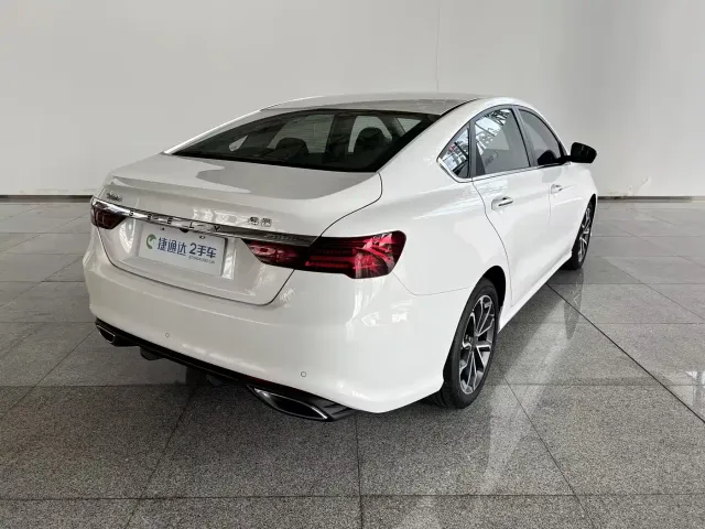 Geely Binrui — Фото автомобиля 9